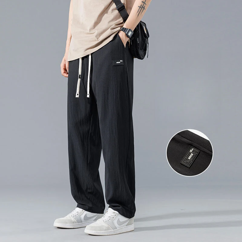 Брюки из ледяного шелка для мужчин, летние тонкие спортивные быстросохнущие прямые свободные драпированные широкие брюки, повседневные брюки для бега, мужские брюки-карго
Брюки из ледяного шелка для мужчин, летние тонкие спортивные быстросохнущие прямые свободные драпированные широкие брюки, повседневные брюки для бега, мужские брюки-карго