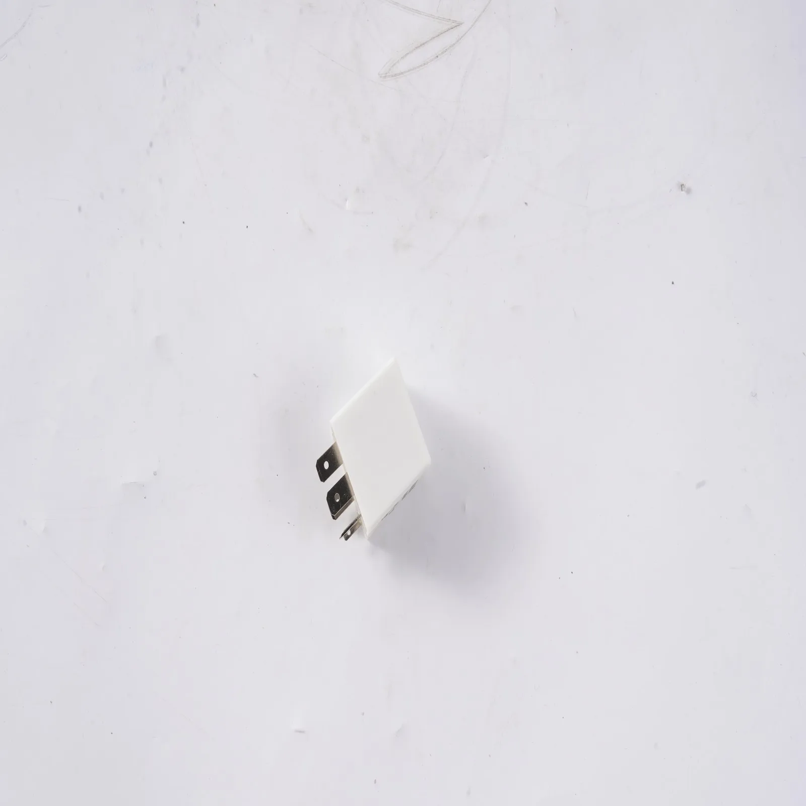 Блок управления реле PANGOLIN 165906381 ДЛЯ Audi A4 ДЛЯ VW Golf 5-контактный 12 В
Блок управления реле PANGOLIN 165906381 ДЛЯ Audi A4 ДЛЯ VW Golf 5-контактный 12 В