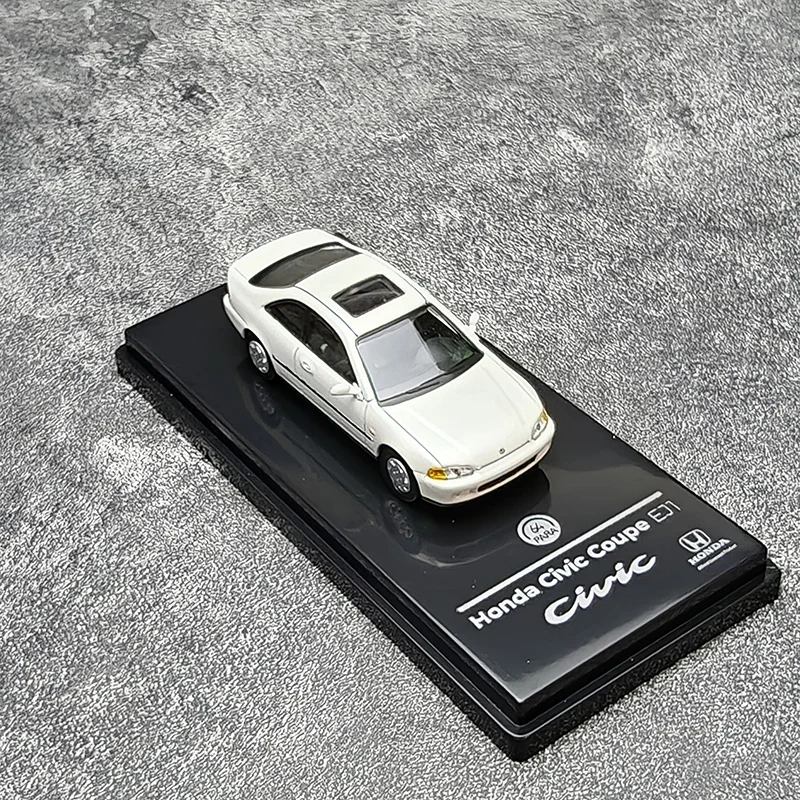 PARA 1:64 Civic Coupe EJ1 1995, легкосплавный автомобиль, литье под давлением и игрушечный транспорт, модель автомобиля, миниатюрная масштабная модель автомобиля, игрушки для детей
PARA 1:64 Civic Coupe EJ1 1995, легкосплавный автомобиль, литье под давлением и игрушечный транспорт, модель автомобиля, миниатюрная масштабная модель автомобиля, игрушки для детей