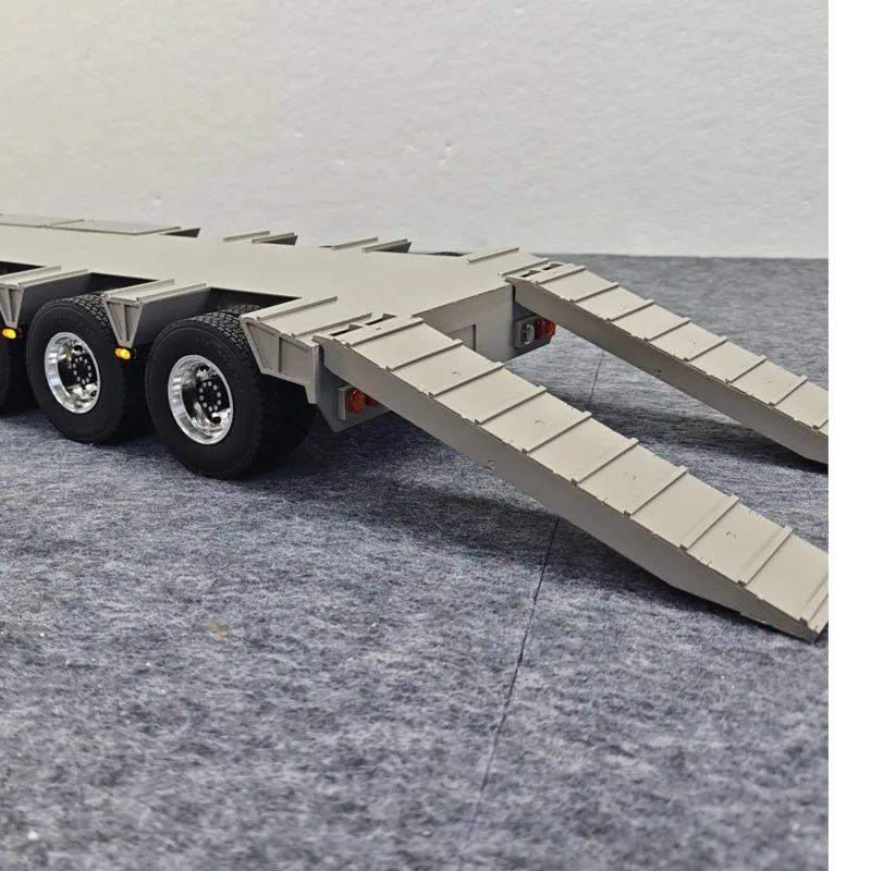 JDM-189 Metal Gooseneck Low Flatbed Trailer Widen Standard Version for 1/14 3-Axle Remoted Tractor Truck RC Excavator Loader Toy
JDM-189 Metal Gooseneck Low Flatbed Trailer Widen Standard Version for 1/14 3-Axle Remoted Tractor Truck RC Excavator Loader Toy