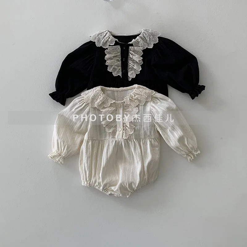 Корейские боди для маленьких девочек, осень-зима 2025 г., модный комбинезон с рюшами и цветочным принтом в форме сердца, повседневная одежда для новорожденных 
Корейские боди для маленьких девочек, осень-зима 2025 г., модный комбинезон с рюшами и цветочным принтом в форме сердца, повседневная одежда для новорожденных