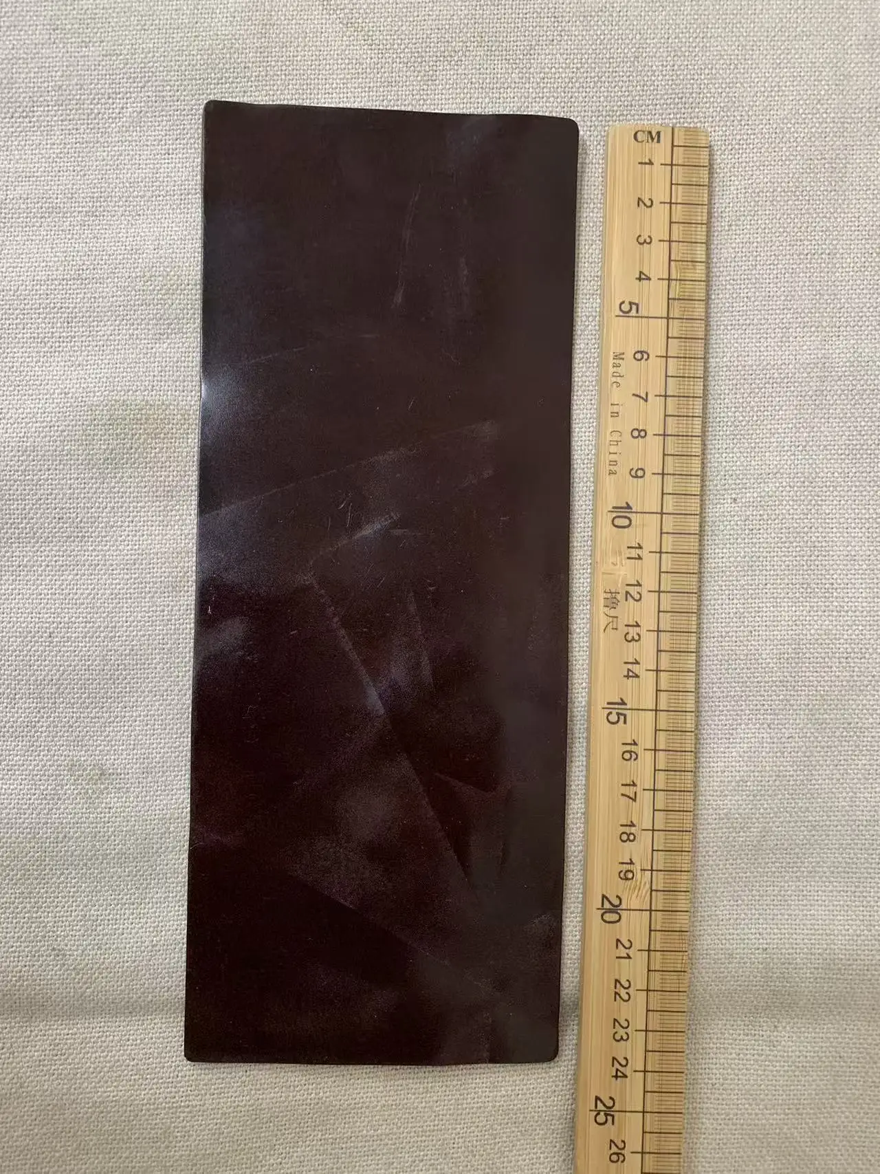 Defect 9cm25cm, Genuine Leather Scrap, Japanese Cordovan, Black Coffee Color
Defect 9cm25cm, Genuine Leather Scrap, Japanese Cordovan, Black Coffee Color