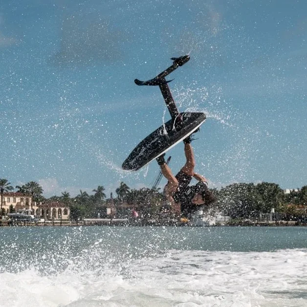 Factory Direct Price Custom Full Carbon Hydrofoil Board Efoil Electric Surfboards With Wireless Remote Control
Factory Direct Price Custom Full Carbon Hydrofoil Board Efoil Electric Surfboards With Wireless Remote Control