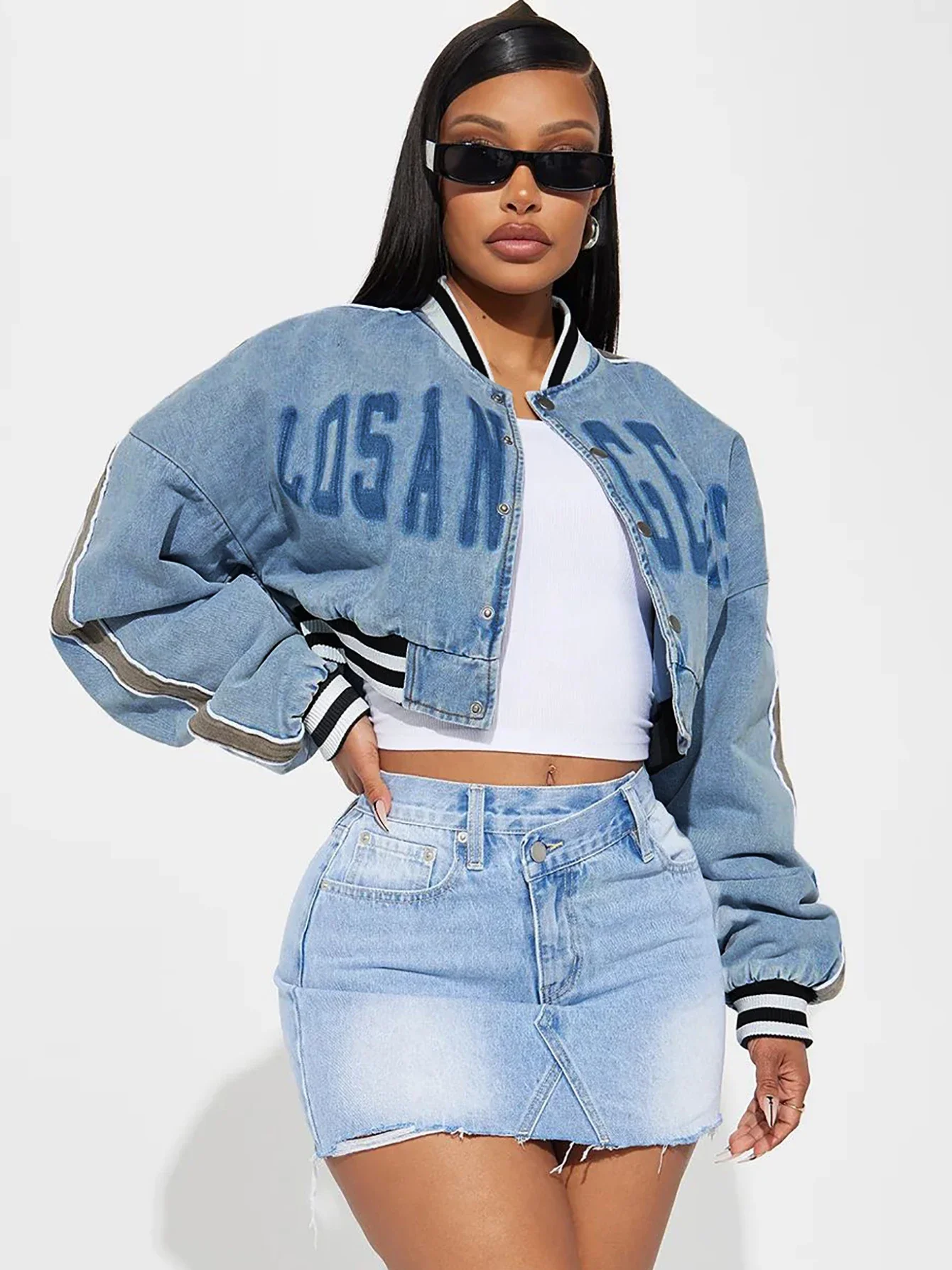 Women 2025 Autumn Winter Long Sleeve Streetwear Letter Print Denim Hoodie Coat Jacket Tops
Women 2025 Autumn Winter Long Sleeve Streetwear Letter Print Denim Hoodie Coat Jacket Tops
