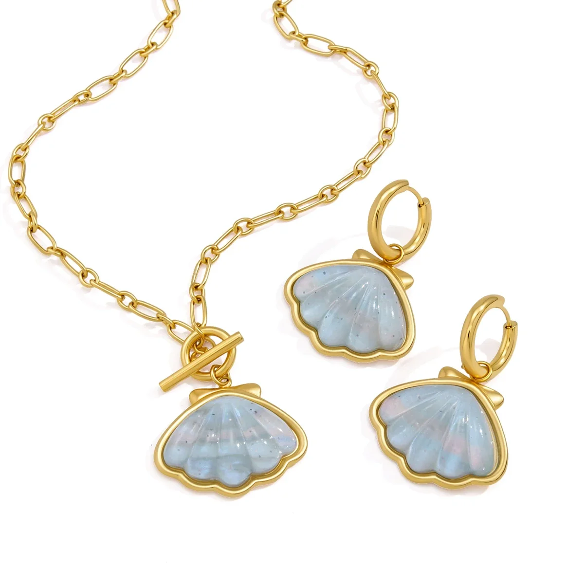 Classic Blue Resin Shell Necklace Earrings For Women Minimalist 18K Gold PVD Plated Stainless Steel Jewelry Set Gift
Classic Blue Resin Shell Necklace Earrings For Women Minimalist 18K Gold PVD Plated Stainless Steel Jewelry Set Gift