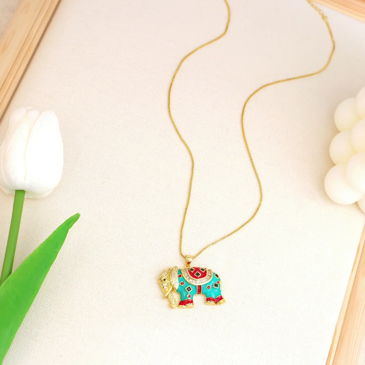 European and American Versatile Animal Elephant Pendant Necklace Instagram Style Color Oil Drops Lucky Elephant Necklace
European and American Versatile Animal Elephant Pendant Necklace Instagram Style Color Oil Drops Lucky Elephant Necklace