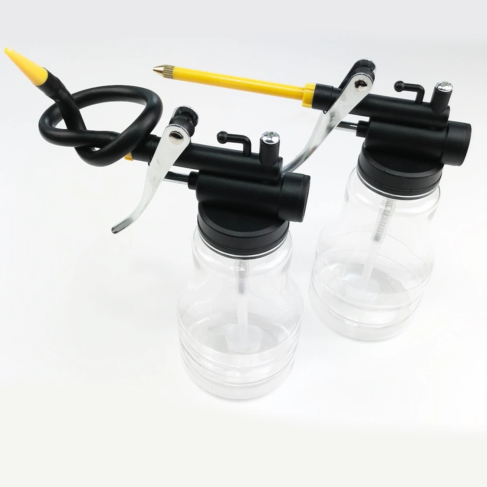 8oz Transparent Oil Can Pump Oiler Mini Flexible Hose Anti-drop. Durable, Long Time Time to Use
8oz Transparent Oil Can Pump Oiler Mini Flexible Hose Anti-drop. Durable, Long Time Time to Use