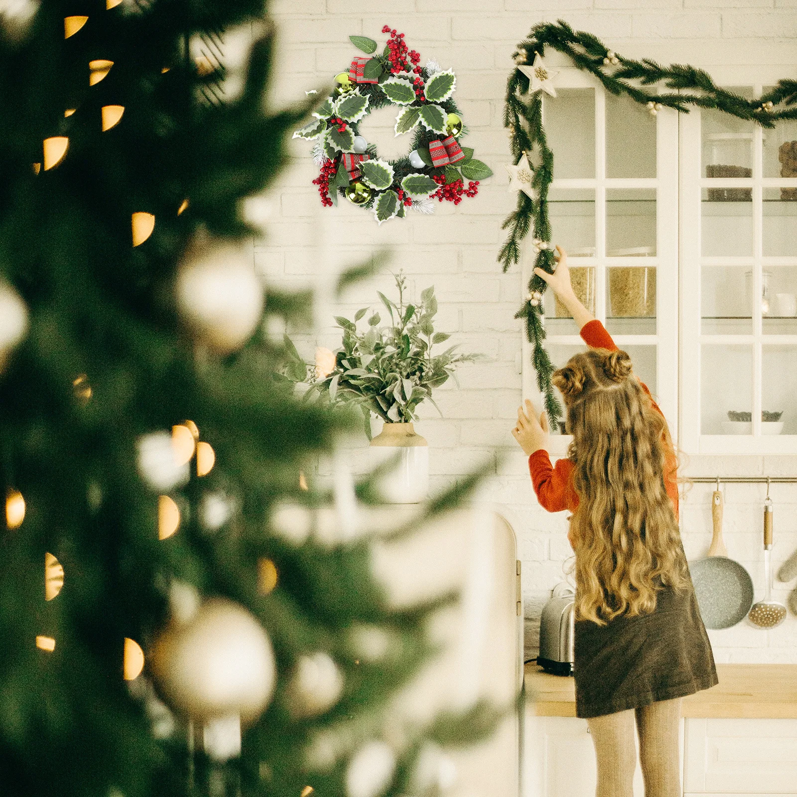 Christmas Artificial Wreath Premium Material Hanging Decor Lifelike Xmas Door Wreath Festival Decoration Party Ornament
Christmas Artificial Wreath Premium Material Hanging Decor Lifelike Xmas Door Wreath Festival Decoration Party Ornament