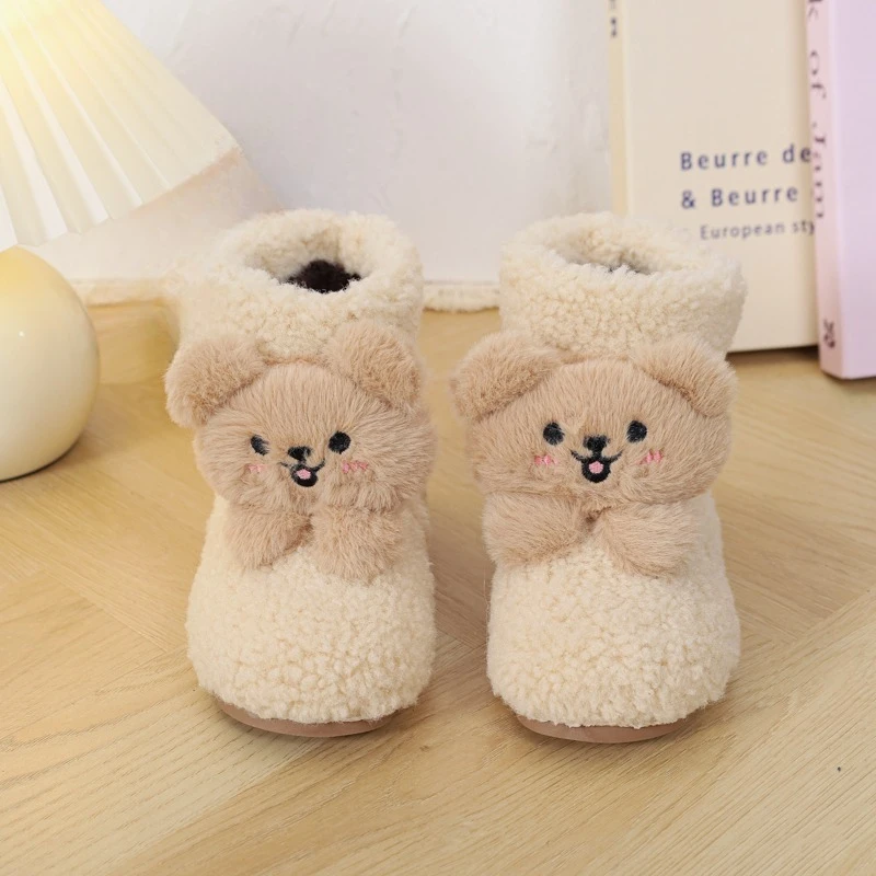 Зимние ботильоны для девочек, новые милые милые детские модные хлопковые сапоги принцессы с бантом и медведем, теплые повседневные детские уличные плюшевые сапоги
Зимние ботильоны для девочек, новые милые милые детские модные хлопковые сапоги принцессы с бантом и медведем, теплые повседневные детские уличные плюшевые сапоги
