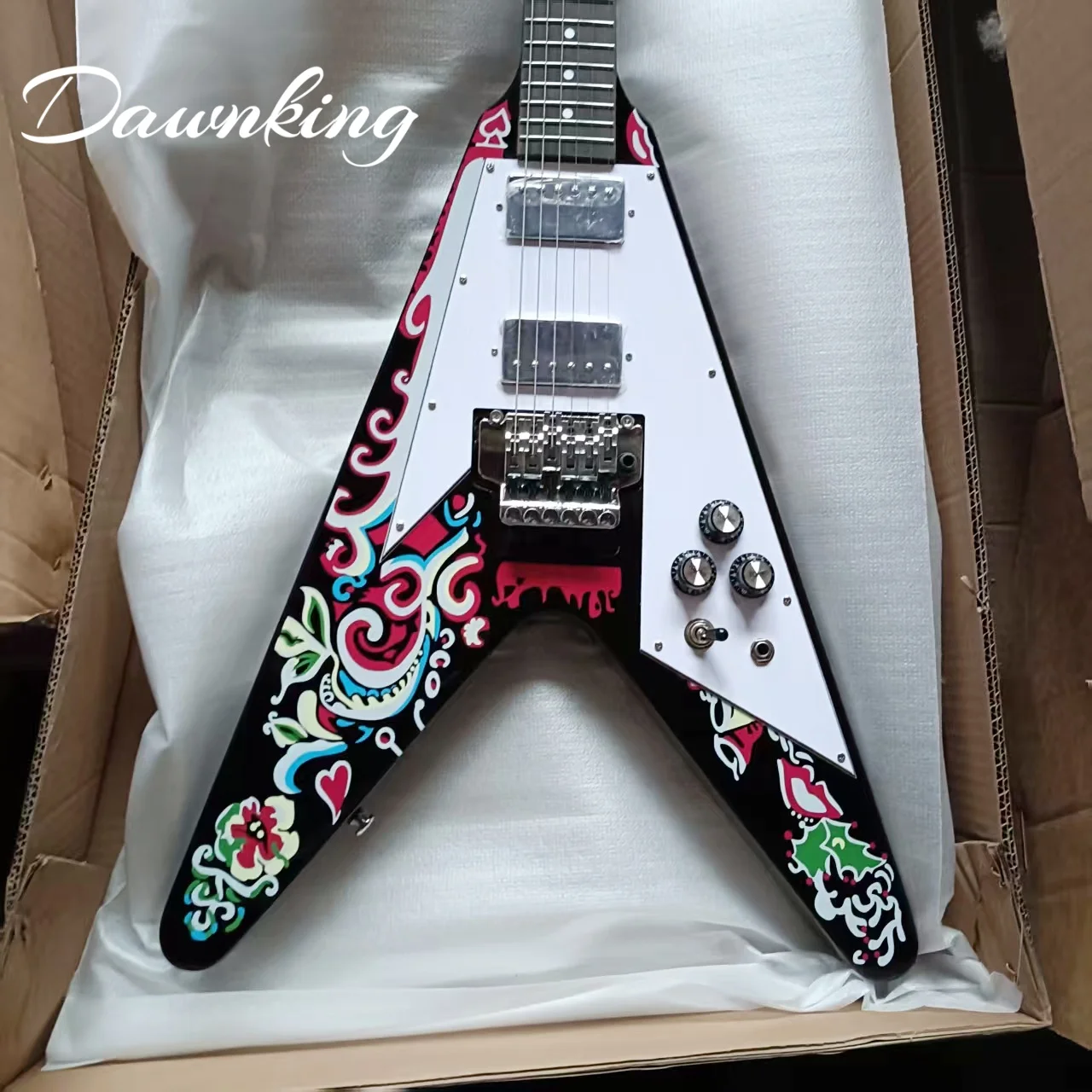 US warehouse V Style Electric Guitar Custom Floral Pattern Graphic White Pickguard HH Humbucker Pickups Chrome Hardware Free Shipping
US warehouse V Style Electric Guitar Custom Floral Pattern Graphic White Pickguard HH Humbucker Pickups Chrome Hardware Free Shipping