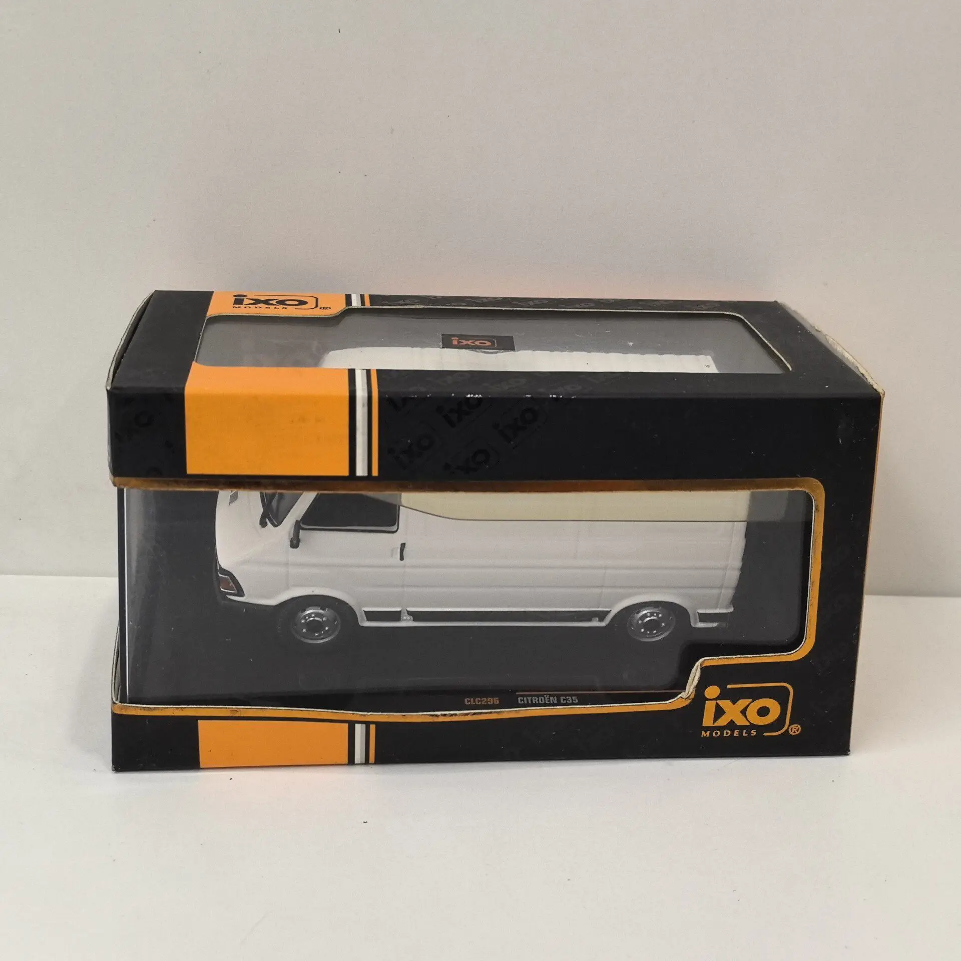 Масштабная модель автомобиля IXO 1/43 CITROEN C35 1985 23 из литого металла
Масштабная модель автомобиля IXO 1/43 CITROEN C35 1985 23 из литого металла