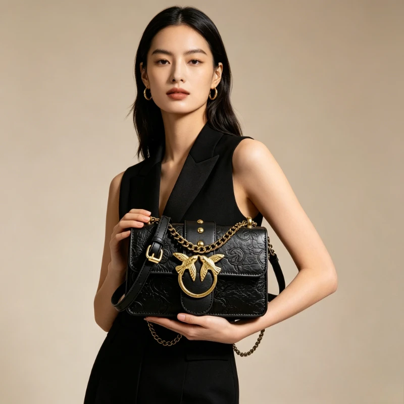 2026 Luxury Brand Diaper Bag Women Messenger Handbag Elegant Leather Designer Paris Fashion Popular Classic Tote
2026 Luxury Brand Diaper Bag Women Messenger Handbag Elegant Leather Designer Paris Fashion Popular Classic Tote
