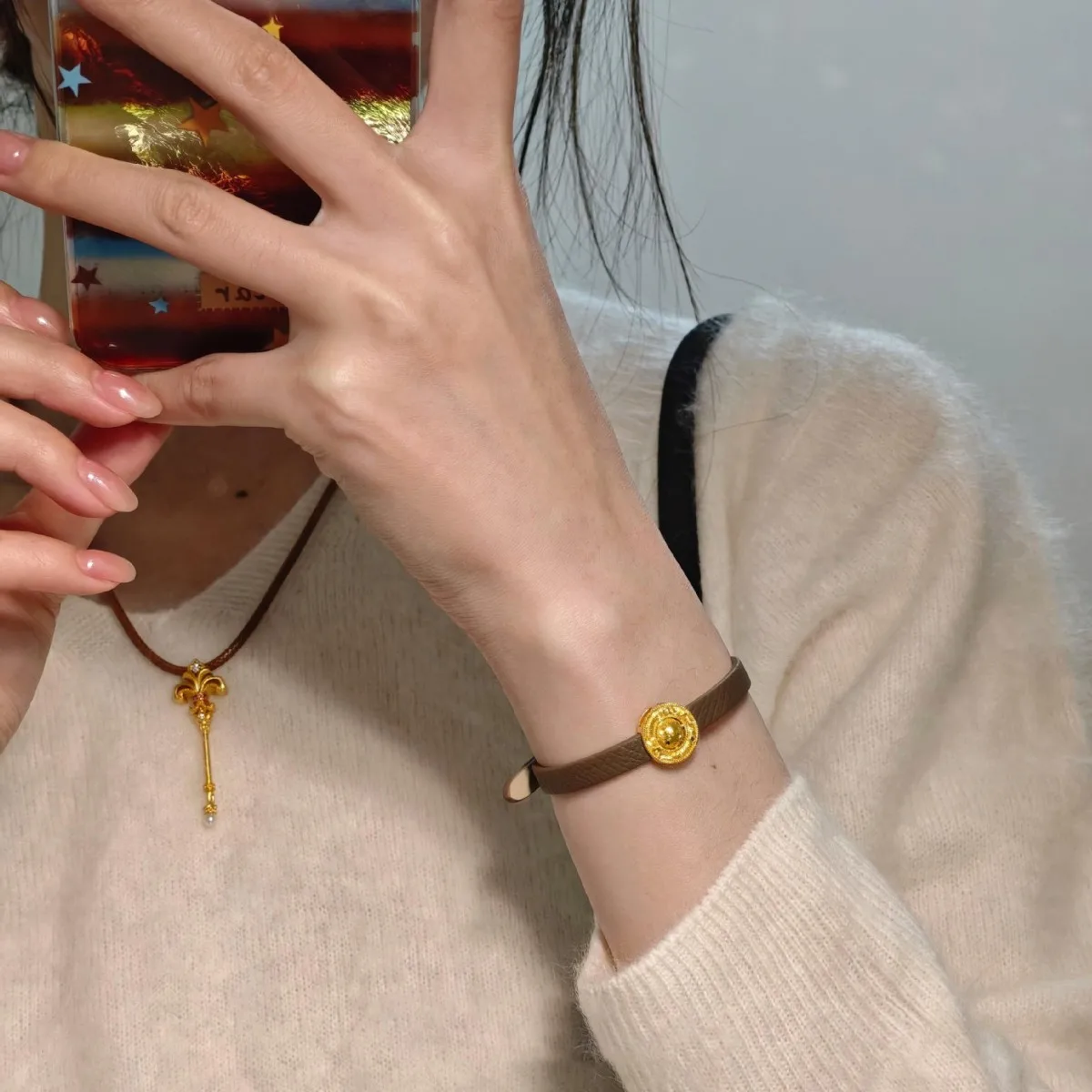 Vintage Lucky Star Wheel Bracelet, Gold Plated Charm Brown PU Leather Strap, Adjustable Good Luck Amulet Jewelry Gift for Women
Vintage Lucky Star Wheel Bracelet, Gold Plated Charm Brown PU Leather Strap, Adjustable Good Luck Amulet Jewelry Gift for Women