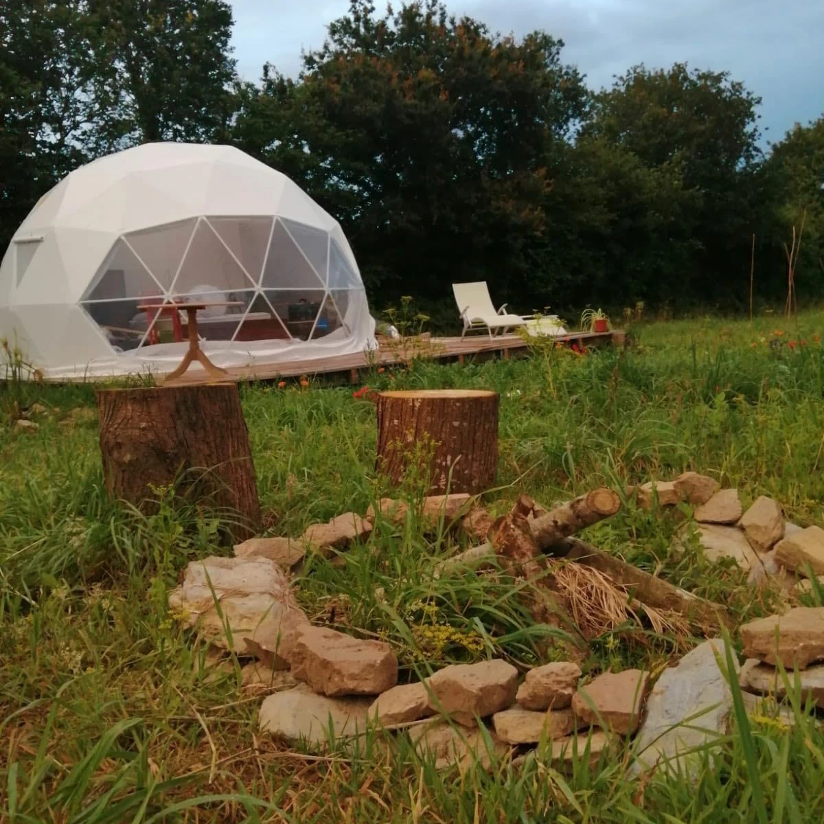 Dome Wedding Tent Glamping Tent Outdoor Event Tents Outdoor Wedding Party
Dome Wedding Tent Glamping Tent Outdoor Event Tents Outdoor Wedding Party