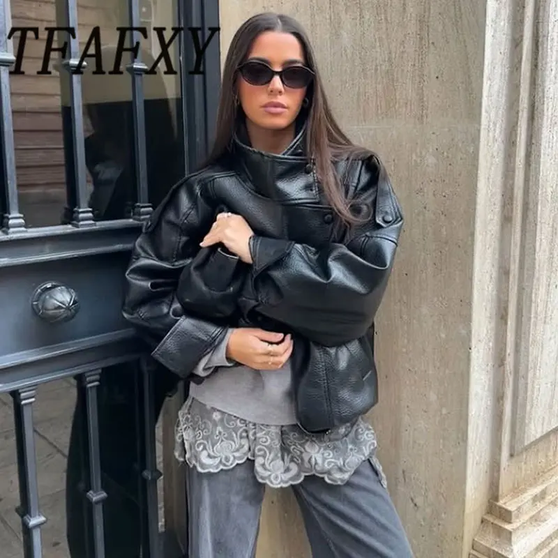 TFAFXY Casual Leather Jackets Women Long Sleeve Buttons Elastic Oversized Coats Fashion Chic 2025 Fall Streetwear Coats
TFAFXY Casual Leather Jackets Women Long Sleeve Buttons Elastic Oversized Coats Fashion Chic 2025 Fall Streetwear Coats