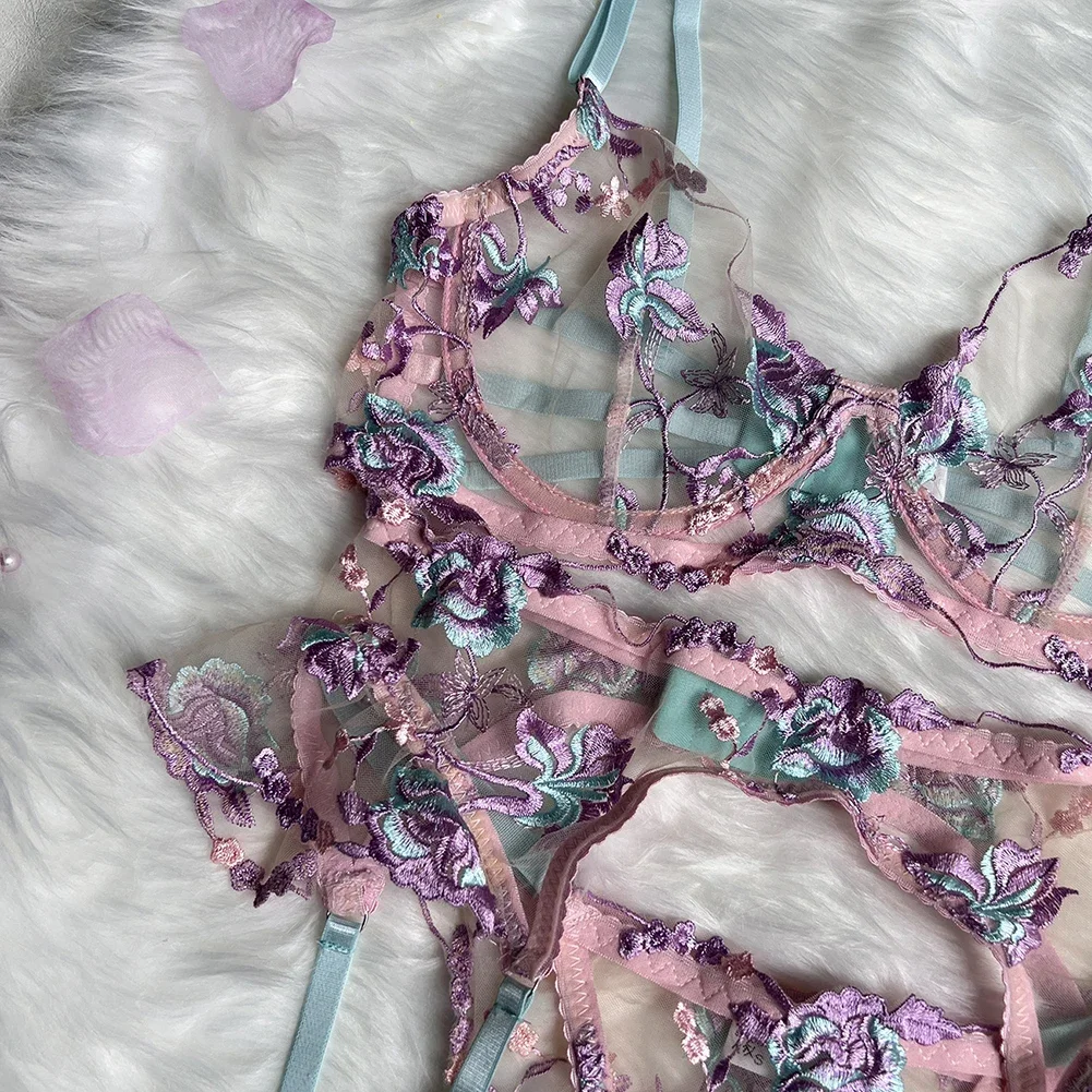 Women Sexy Lingerie G-string Garter Belt Floral Embroidery Transparent Underwear Ruffle See Through Intimates Nightwear
Women Sexy Lingerie G-string Garter Belt Floral Embroidery Transparent Underwear Ruffle See Through Intimates Nightwear