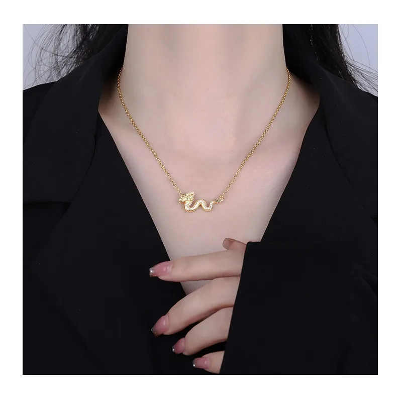 Ожерелье Kalaini Golden Dragon Chengxiang, мужское и женское парное ожерелье, ожерелье на день рождения, ожерелье с изображением дракона, ожерелье с изображением знака зодиака
Ожерелье Kalaini Golden Dragon Chengxiang, мужское и женское парное ожерелье, ожерелье на день рождения, ожерелье с изображением дракона, ожерелье с изображением знака зодиака