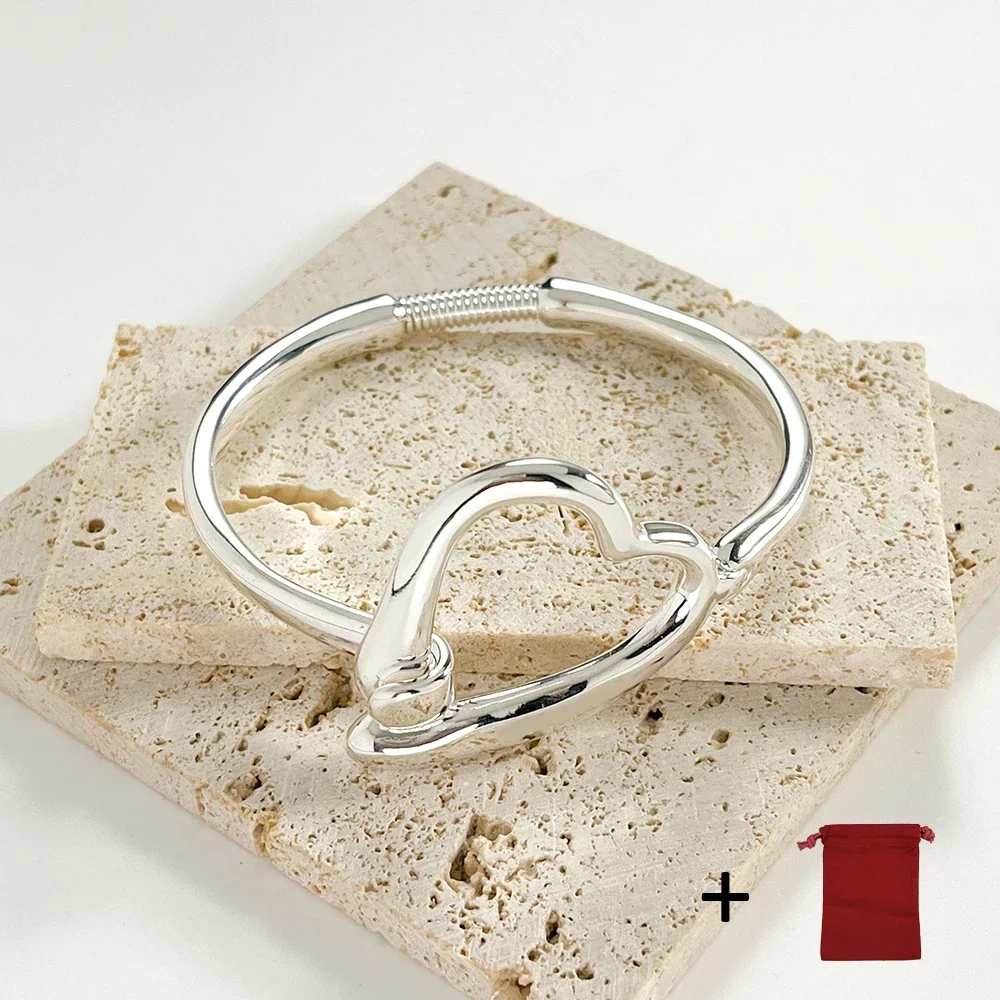Exquisite U-NO Love Emblem Bracelet, Spanish Jewelry Gift, Close, Hot Sale, High Quality, Exquisite Fashion,
Exquisite U-NO Love Emblem Bracelet, Spanish Jewelry Gift, Close, Hot Sale, High Quality, Exquisite Fashion,