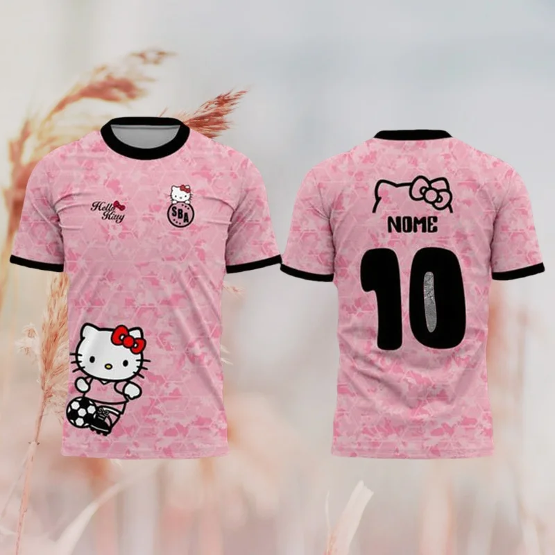 MOTO-2025 Футбольная рубашка Hello Kitty Спортивная мужская и женская тренировочная рубашка с коротким рукавом Футболка для взрослых с 3D принтом
MOTO-2025 Футбольная рубашка Hello Kitty Спортивная мужская и женская тренировочная рубашка с коротким рукавом Футболка для взрослых с 3D принтом