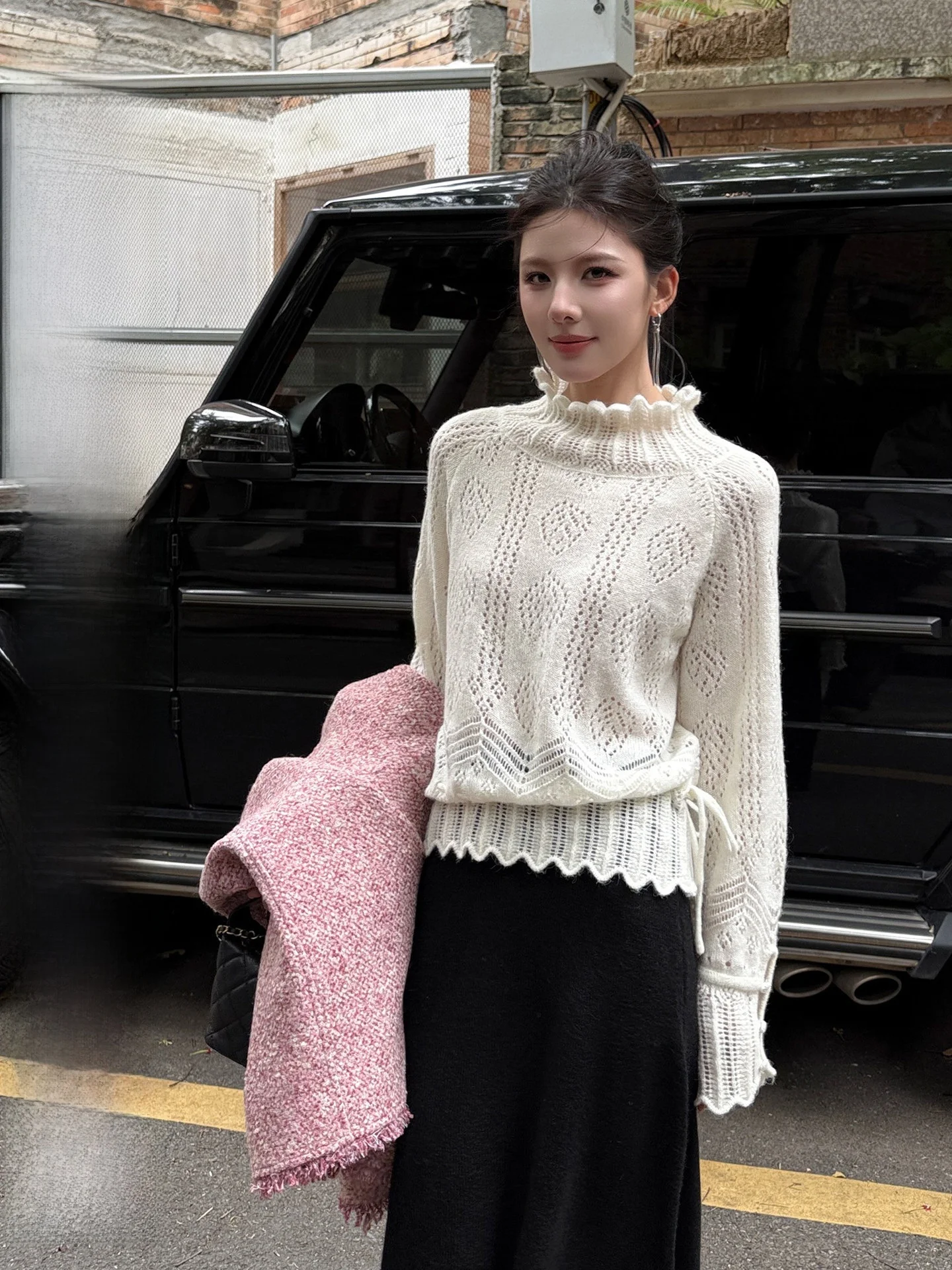 Women's Knitted Hollow out Stand Collar Sweater Inner Wear Design Autumn Winter New Sle Waist Cinching Qiangwen Top
Women's Knitted Hollow out Stand Collar Sweater Inner Wear Design Autumn Winter New Sle Waist Cinching Qiangwen Top