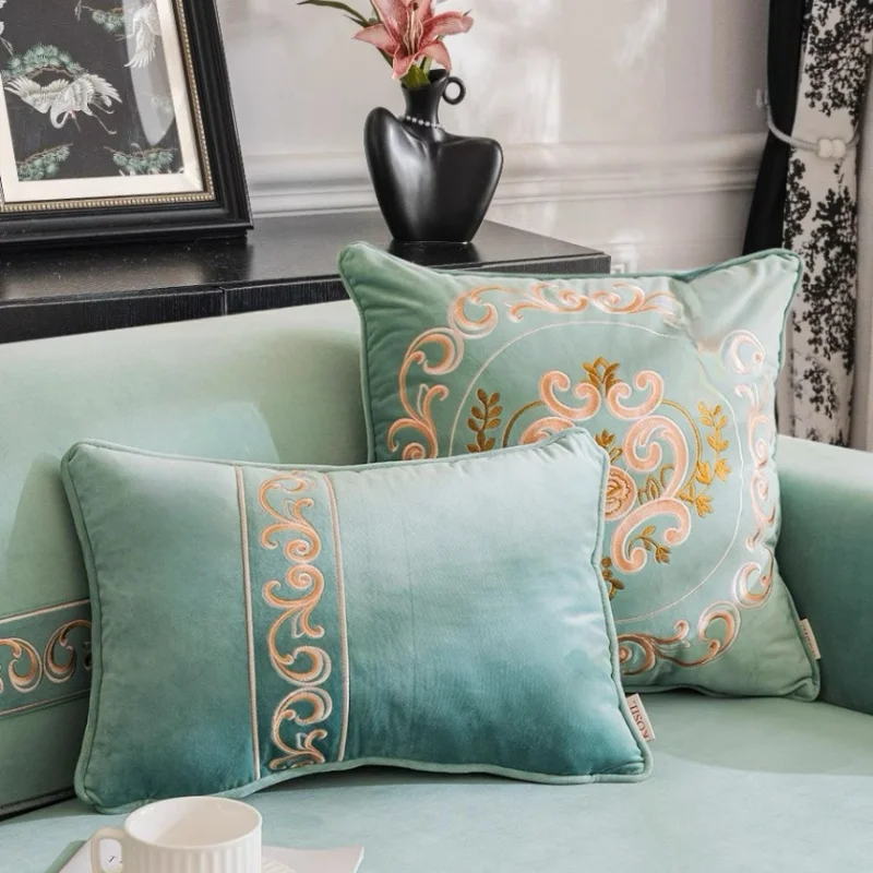 Luxury European Style Pillows Velvet Embroidery Cushion Case Modern Brown Decorative Pillow Cover For Sofa Chair Home Decoration
Luxury European Style Pillows Velvet Embroidery Cushion Case Modern Brown Decorative Pillow Cover For Sofa Chair Home Decoration