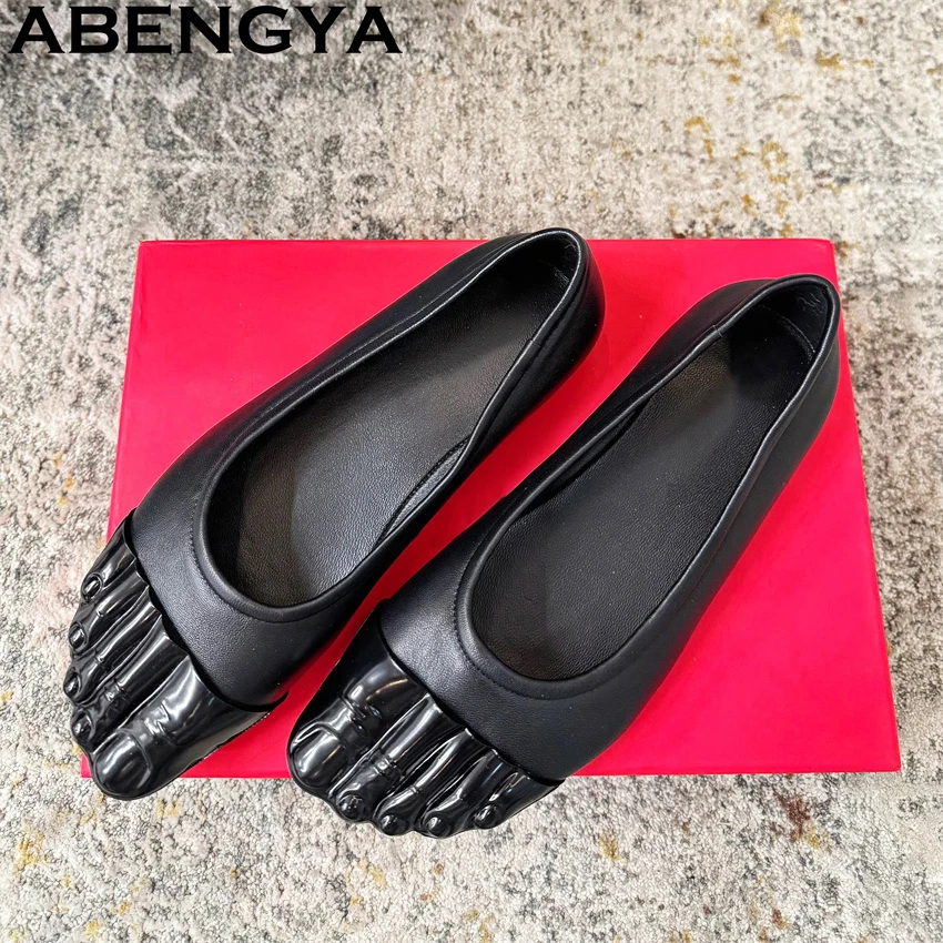 Новые дизайнерские женские туфли-лоферы на плоской подошве для прогулок, лето 2026, уникальные модные женские туфли без каблука
Новые дизайнерские женские туфли-лоферы на плоской подошве для прогулок, лето 2026, уникальные модные женские туфли без каблука