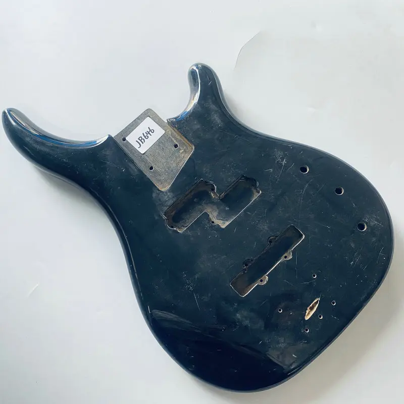 JB646 Black Color Custom Bass Body in Solid Wood Replace and DIY Right Hand Surface Damages and Dirty PJB Pickups
JB646 Black Color Custom Bass Body in Solid Wood Replace and DIY Right Hand Surface Damages and Dirty PJB Pickups