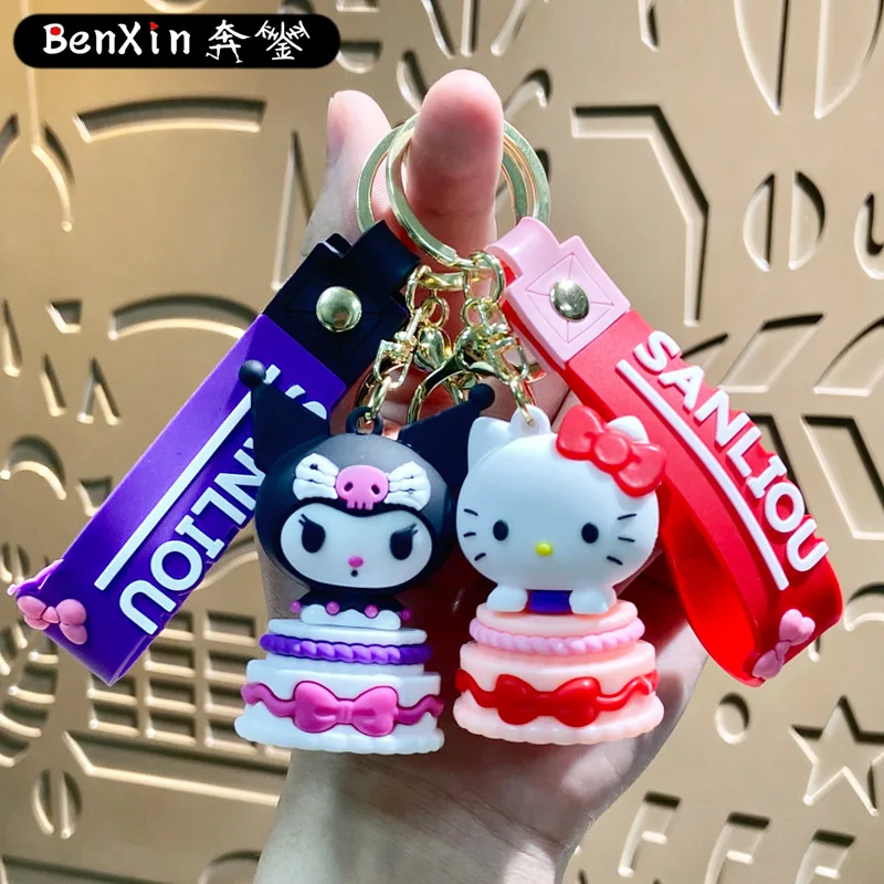 Miniso Креативный брелок-подвеска-сумка, кулон-брелок для куклы-автомобиля Куроми
Miniso Креативный брелок-подвеска-сумка, кулон-брелок для куклы-автомобиля Куроми