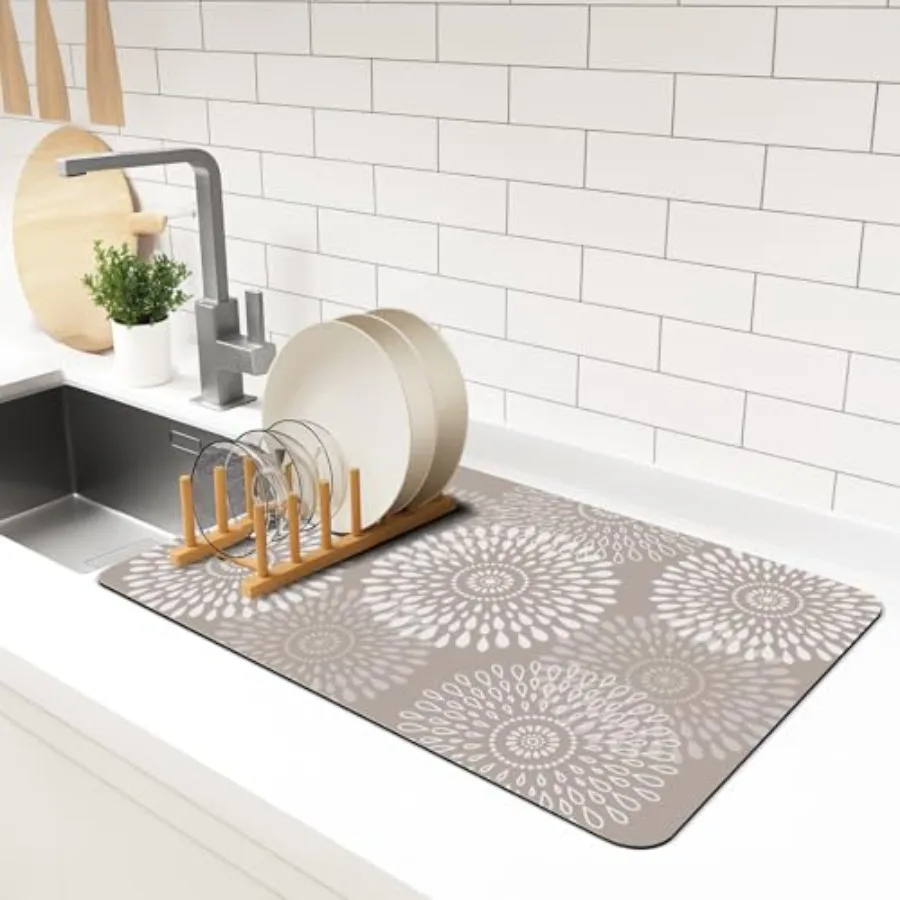 Dish Drying Mat Super Absorbent Kitchen Counter Mat Rubber Backing Draining Mat Easy to Clean Kitchen Accessories Dish Rack Pad
Dish Drying Mat Super Absorbent Kitchen Counter Mat Rubber Backing Draining Mat Easy to Clean Kitchen Accessories Dish Rack Pad