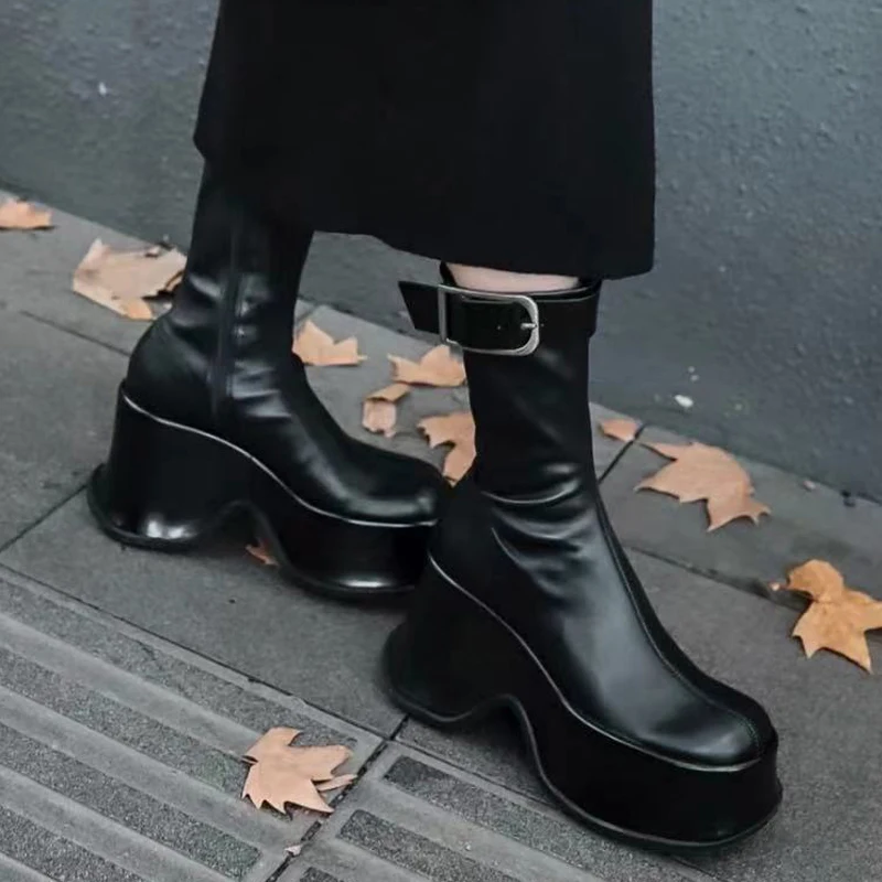 Round-Toe Platform Height-Increasing Stretchy Slim Boots Versatile Trendy British Style Ankle Boots for Women Comfort Footwear
Round-Toe Platform Height-Increasing Stretchy Slim Boots Versatile Trendy British Style Ankle Boots for Women Comfort Footwear