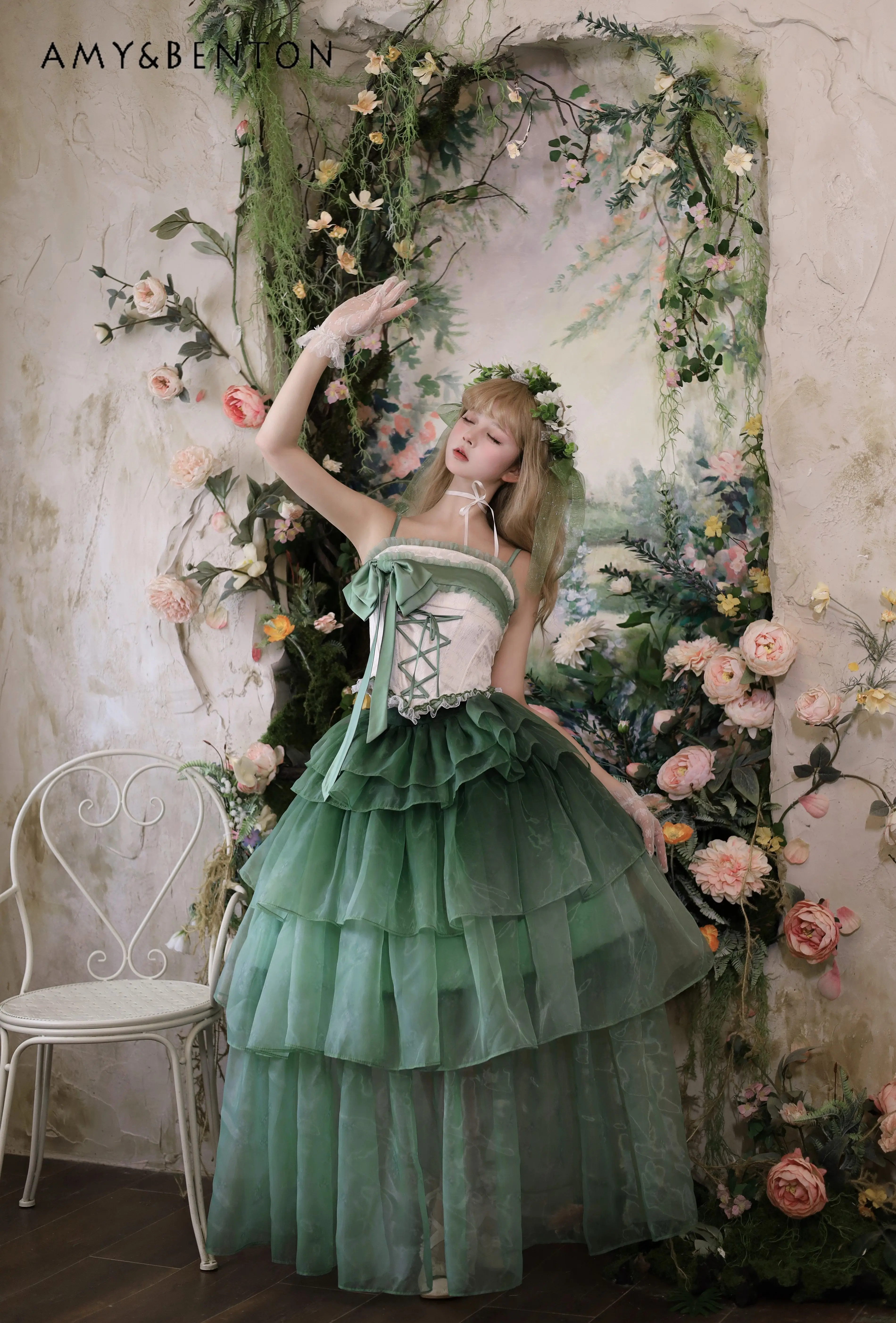 Summer New Women Bow Slim Cami Top Green High Waist Multi-layer Long Skirt for Birthday Party Coming-of-age Ceremony Daily Wear
Summer New Women Bow Slim Cami Top Green High Waist Multi-layer Long Skirt for Birthday Party Coming-of-age Ceremony Daily Wear