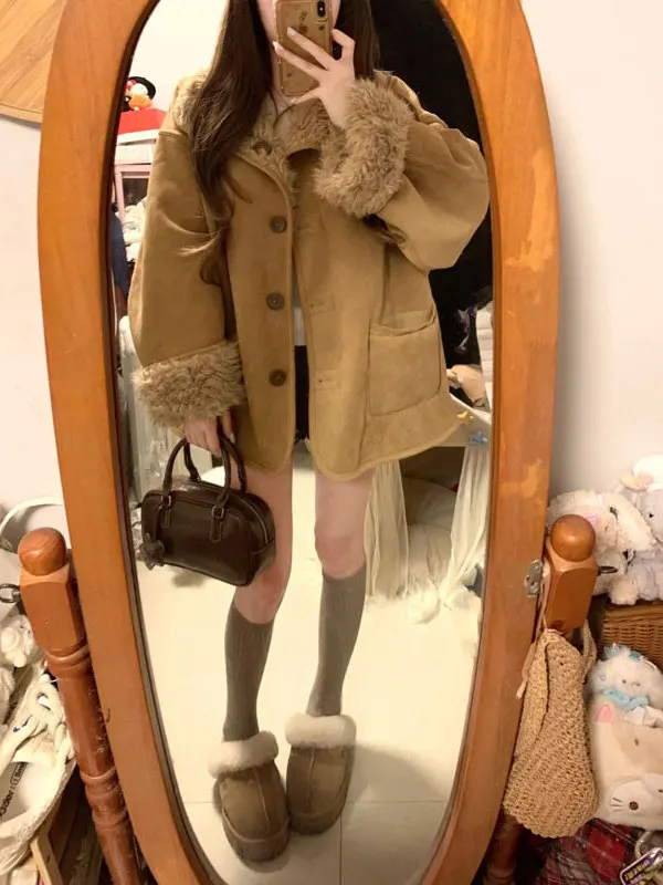 Retro High-End Cotton Jaet Double-Sided Wear Suede Outerwear Faionable Elegance ort Size Winter Korean Sle Knitted
Retro High-End Cotton Jaet Double-Sided Wear Suede Outerwear Faionable Elegance ort Size Winter Korean Sle Knitted