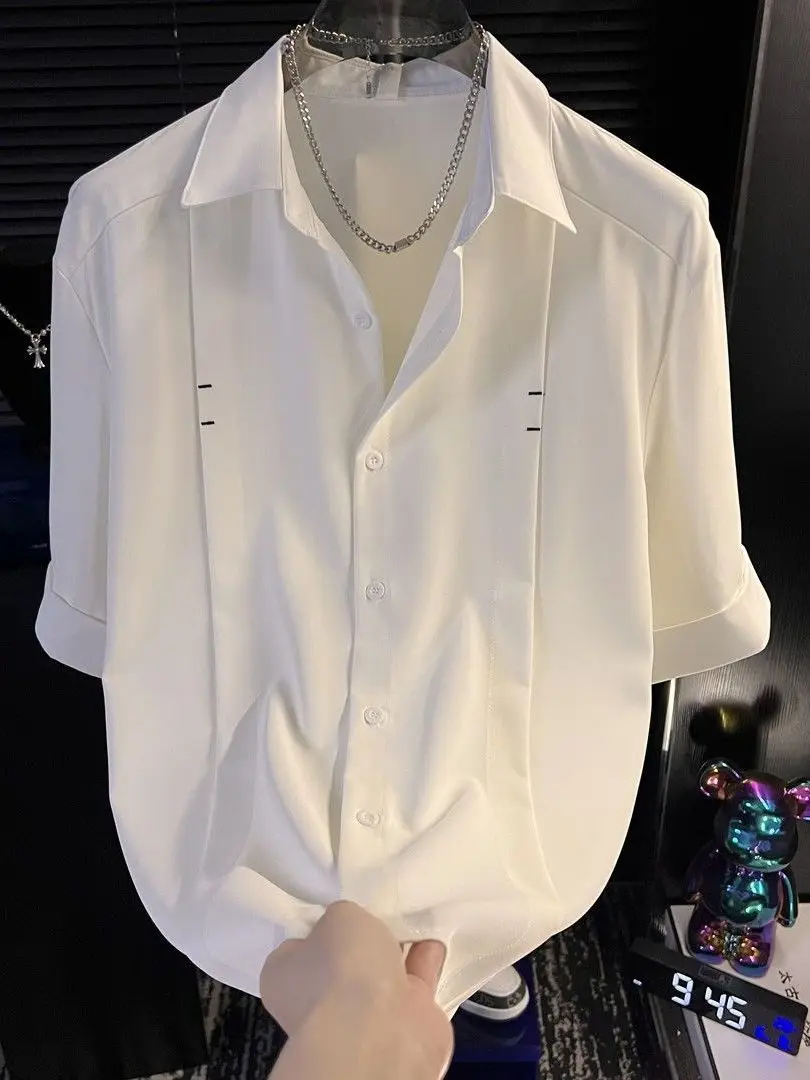 Casual Style Men's Short Sleeve Shirt Summer Loose Pointed Collar White Versatile Fashionable High-End Feeling Regular Length
Casual Style Men's Short Sleeve Shirt Summer Loose Pointed Collar White Versatile Fashionable High-End Feeling Regular Length