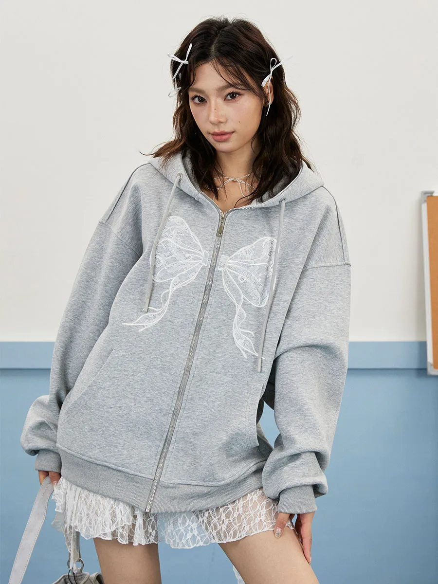 Женская свободная повседневная толстовка GNEMOAH с кружевным узлом, из смесового хлопка и полиэстера, с длинными рукавами, в милом стиле
Женская свободная повседневная толстовка GNEMOAH с кружевным узлом, из смесового хлопка и полиэстера, с длинными рукавами, в милом стиле