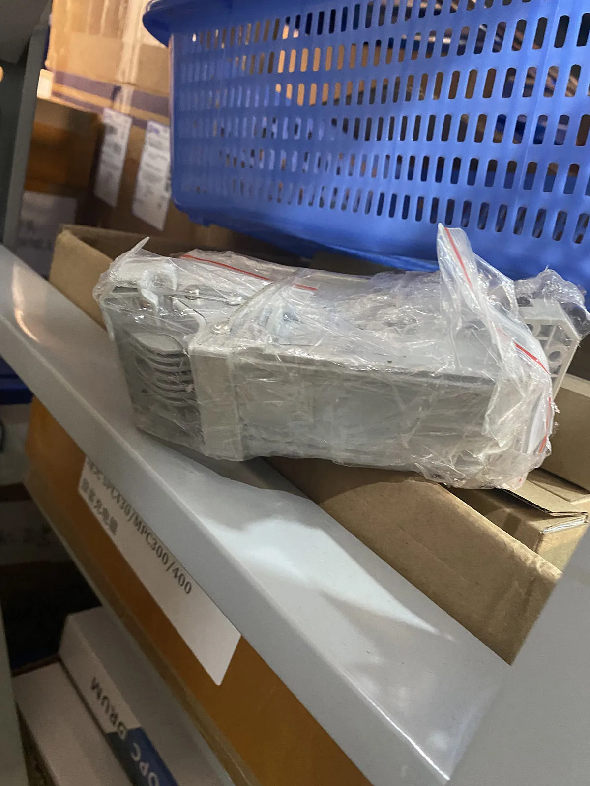 1 комплект шарнира ADF в сборе CQ819-60011 для HP LaserJet Enterprise 700 Color M725 M775 MFP M725dn M725f M725z M775dn M775
1 комплект шарнира ADF в сборе CQ819-60011 для HP LaserJet Enterprise 700 Color M725 M775 MFP M725dn M725f M725z M775dn M775