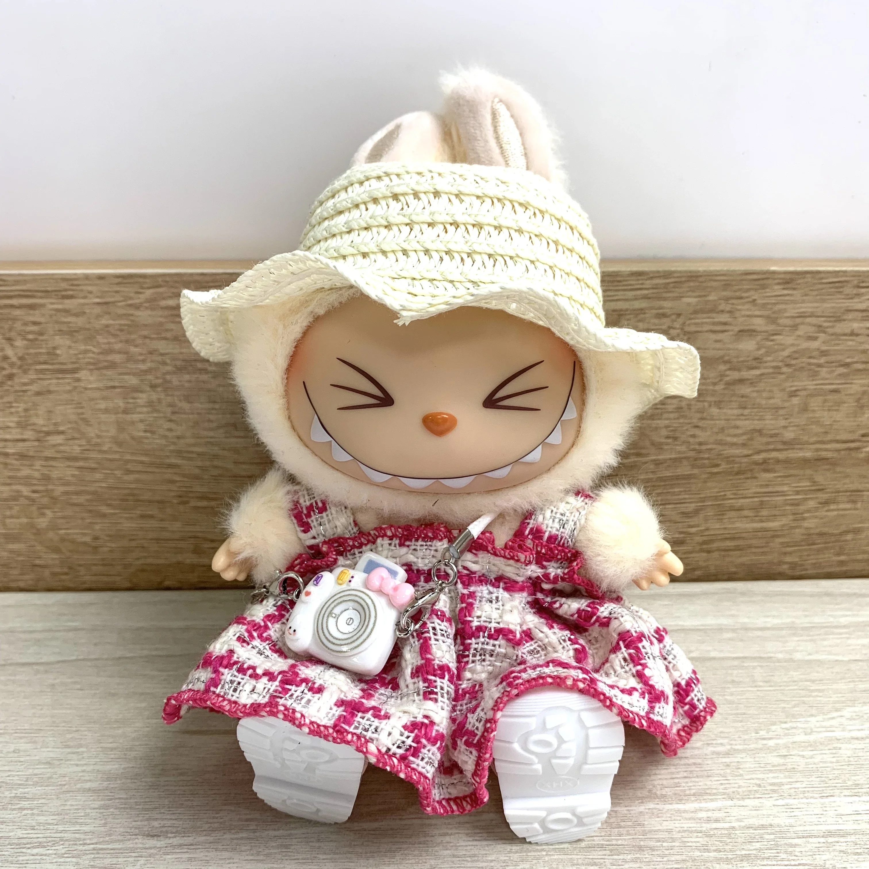 17cm Labubu Idol V1 V2 Doll Clothes - Trendy Sports Leisure Suit Set with Matching Accessories, Fashionable Outfit
17cm Labubu Idol V1 V2 Doll Clothes - Trendy Sports Leisure Suit Set with Matching Accessories, Fashionable Outfit