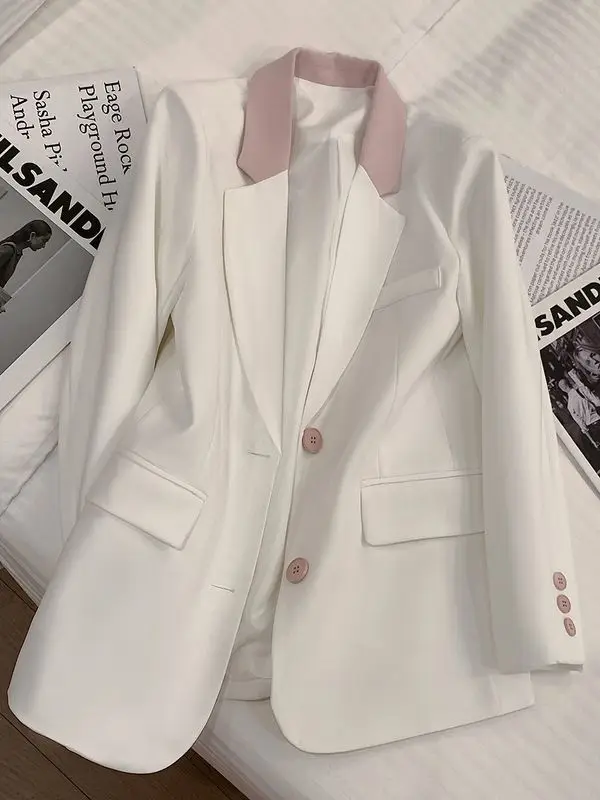 White Blazer for Women Office LadySpring and Autumn Korean Style Fashionable Elegant Casual Unique Contrast Collar Jacket Trendy
White Blazer for Women Office LadySpring and Autumn Korean Style Fashionable Elegant Casual Unique Contrast Collar Jacket Trendy