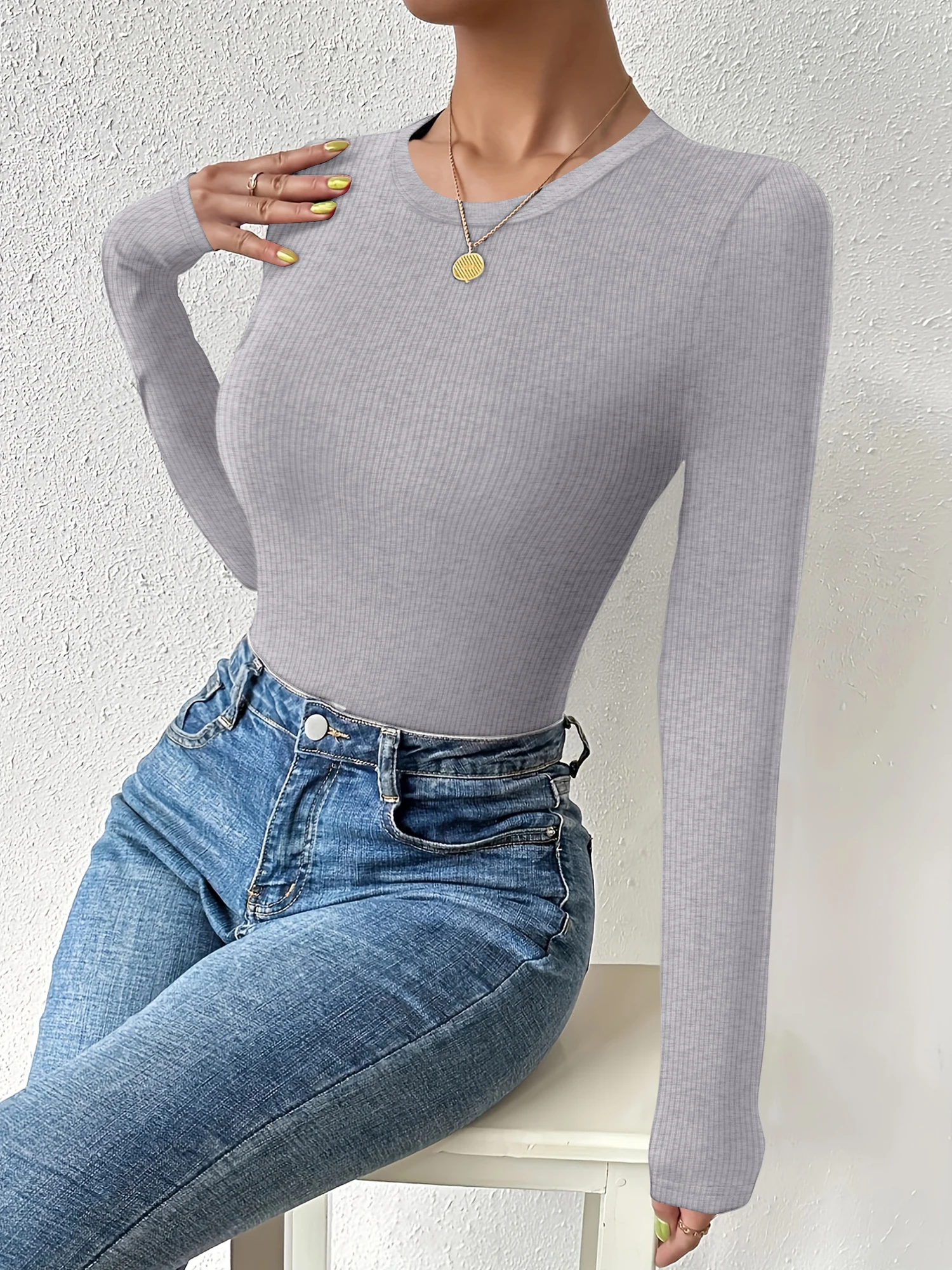 Женская укороченная футболка Y2K Slim Fit с длинным рукавом и круглым вырезом, в рубчик, эластичная, базовая, для уличного стиля и повседневных образов, универсальная
Женская укороченная футболка Y2K Slim Fit с длинным рукавом и круглым вырезом, в рубчик, эластичная, базовая, для уличного стиля и повседневных образов, универсальная