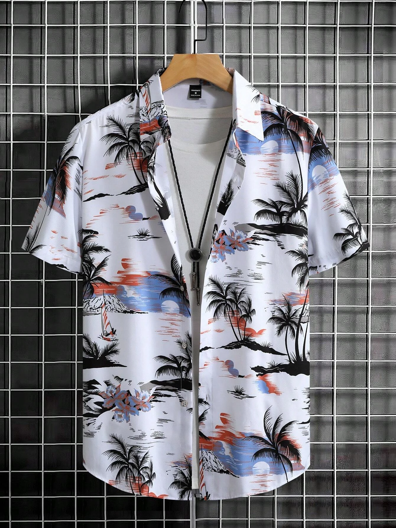 Hawaiian Style Fresh Coconut Print Men's Short-sleeved Fashion Shirt Men's Summer Outdoor Vacation Fashion Short-sleeved Shirt
Hawaiian Style Fresh Coconut Print Men's Short-sleeved Fashion Shirt Men's Summer Outdoor Vacation Fashion Short-sleeved Shirt