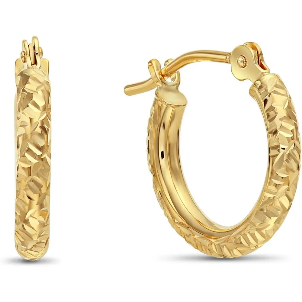 14K Gold Engraved Diamond-Cut Round Hoop Earrings, 0.5 Diameter
14K Gold Engraved Diamond-Cut Round Hoop Earrings, 0.5 Diameter