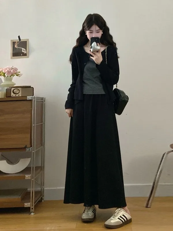 plus Size Women's Lazy Stripe Long Sleeve Vest Top Spring Fashion High Waist A-Line Skirt Set Commute Style Korean Fit
plus Size Women's Lazy Stripe Long Sleeve Vest Top Spring Fashion High Waist A-Line Skirt Set Commute Style Korean Fit