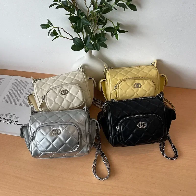 Trendy Designer Crossbody Bag Women's Vintage Leather Tote Simple Elegant Messenger Purse Paris Fashion Shopper
Trendy Designer Crossbody Bag Women's Vintage Leather Tote Simple Elegant Messenger Purse Paris Fashion Shopper