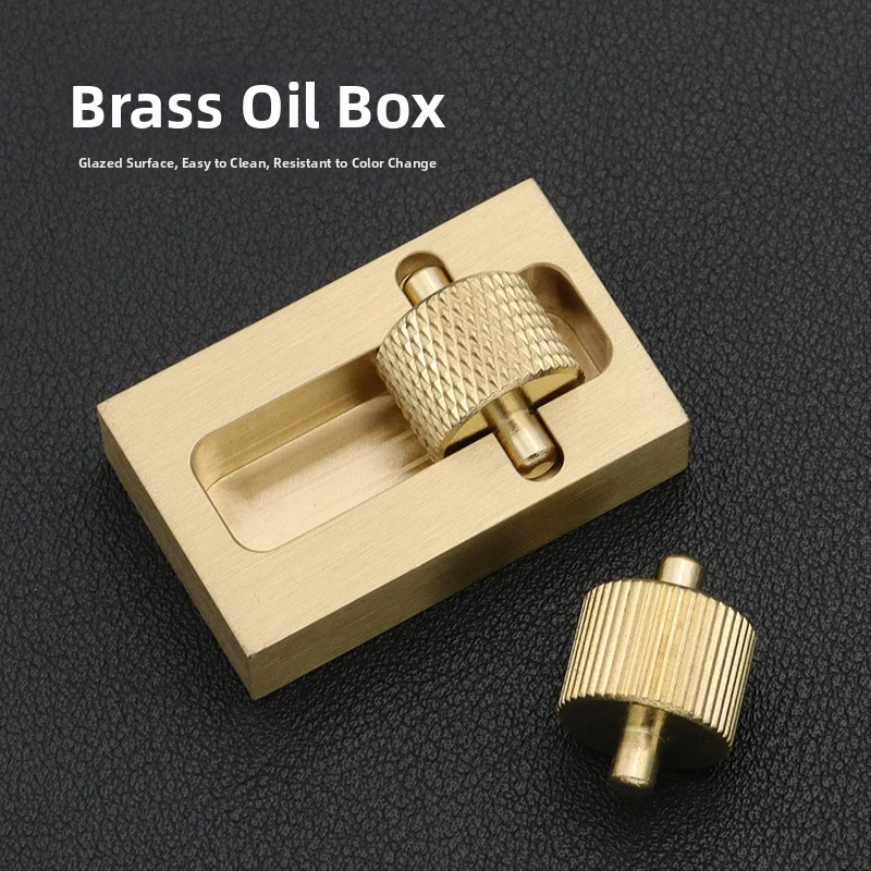Brass Mini Leather Edge Paint Tool Edge Dye Applicator Pen for Leather Craft DIY Hand Sewing Edge Finishing Tool Kit
Brass Mini Leather Edge Paint Tool Edge Dye Applicator Pen for Leather Craft DIY Hand Sewing Edge Finishing Tool Kit