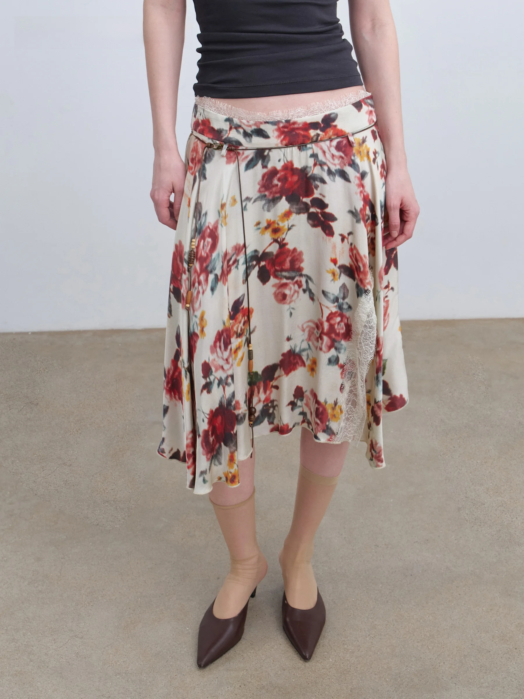 VERMO Morning Rose Vintage Lace Patchwork Silk Rope Bindi Mid-Length Half Skirt Ladies Low Waist A-Line Loose Fit Skirt
VERMO Morning Rose Vintage Lace Patchwork Silk Rope Bindi Mid-Length Half Skirt Ladies Low Waist A-Line Loose Fit Skirt
