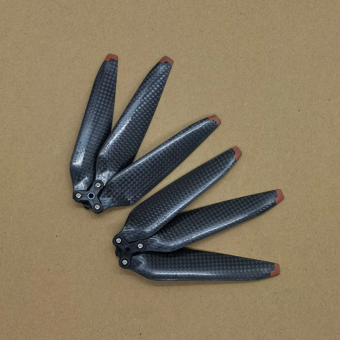 For DJI MAVIC 3 9453F Propeller Three-Blade Carbon Fiber Propeller Wing Accessories
For DJI MAVIC 3 9453F Propeller Three-Blade Carbon Fiber Propeller Wing Accessories