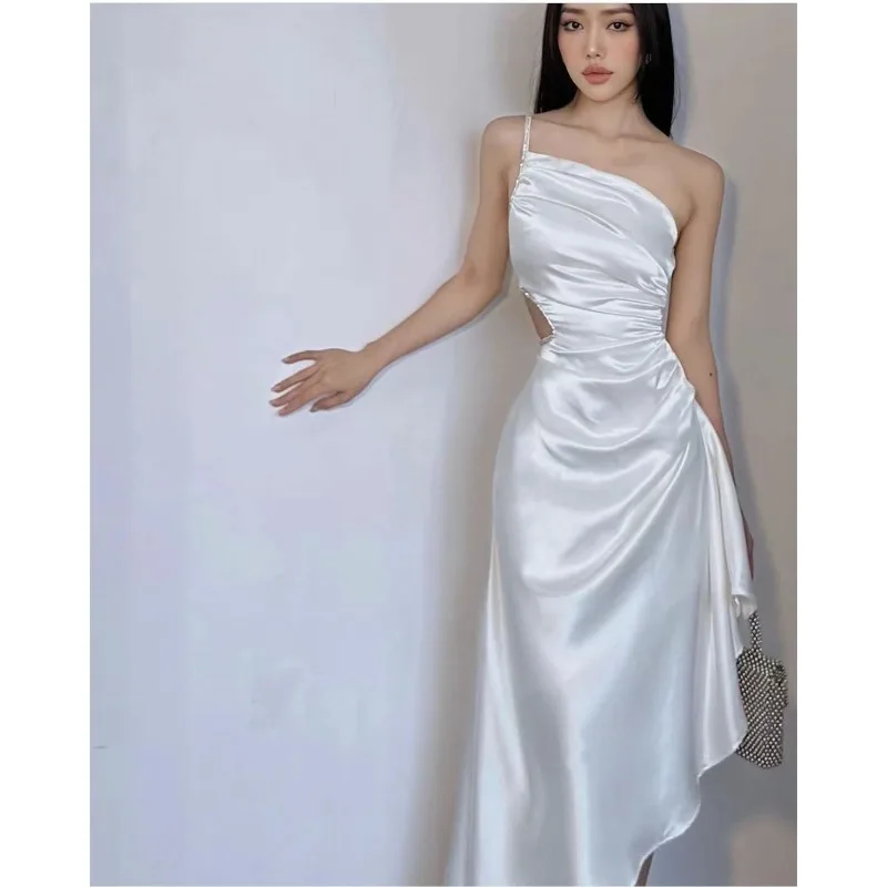 Spring Summer Party Formal Dress Women Sexy Slim One Shoulder Slash Neck Dress Women Sleeveless Spaghetti Strap Irregular Dress
Spring Summer Party Formal Dress Women Sexy Slim One Shoulder Slash Neck Dress Women Sleeveless Spaghetti Strap Irregular Dress