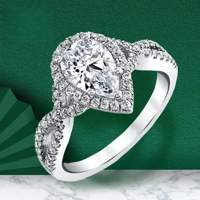 Pear Shaped Engagement Rings 1CT Moissanite Fine Jewelry Water Drop Cross Anniversary Wedding Band For Women 925 Sterling Silver
Pear Shaped Engagement Rings 1CT Moissanite Fine Jewelry Water Drop Cross Anniversary Wedding Band For Women 925 Sterling Silver