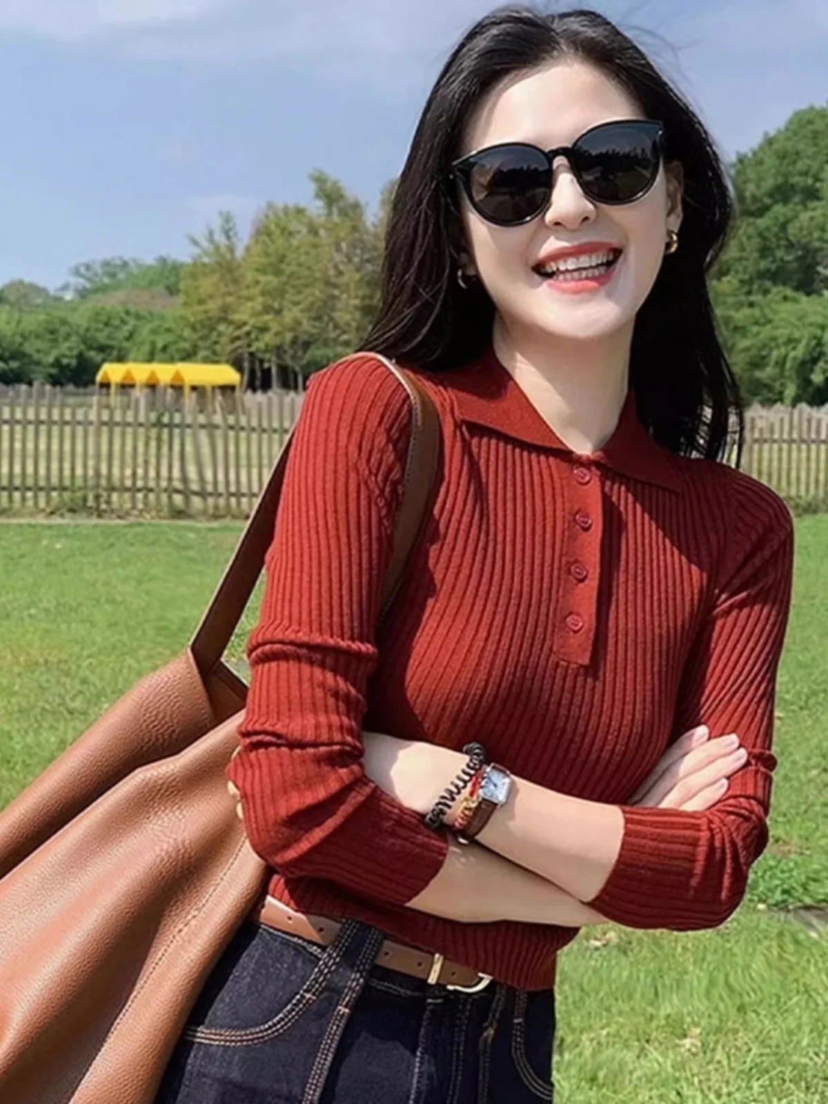Red Neck Knitted Base Shirt Women's Autumn Winter High-End Sensation Elegant Unique Beautiful Sweater Top Quality Material
Red Neck Knitted Base Shirt Women's Autumn Winter High-End Sensation Elegant Unique Beautiful Sweater Top Quality Material