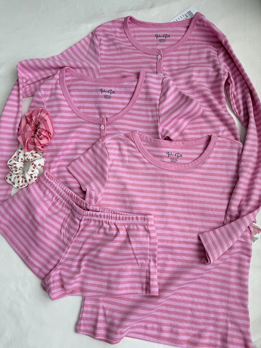 Pink Striped Buttons Long Sleeve T-shirt Shorts Set Women Cotton Home Pajama 2 Piece Sets Slim Tees+Elastic Straight Sweatshort
Pink Striped Buttons Long Sleeve T-shirt Shorts Set Women Cotton Home Pajama 2 Piece Sets Slim Tees+Elastic Straight Sweatshort