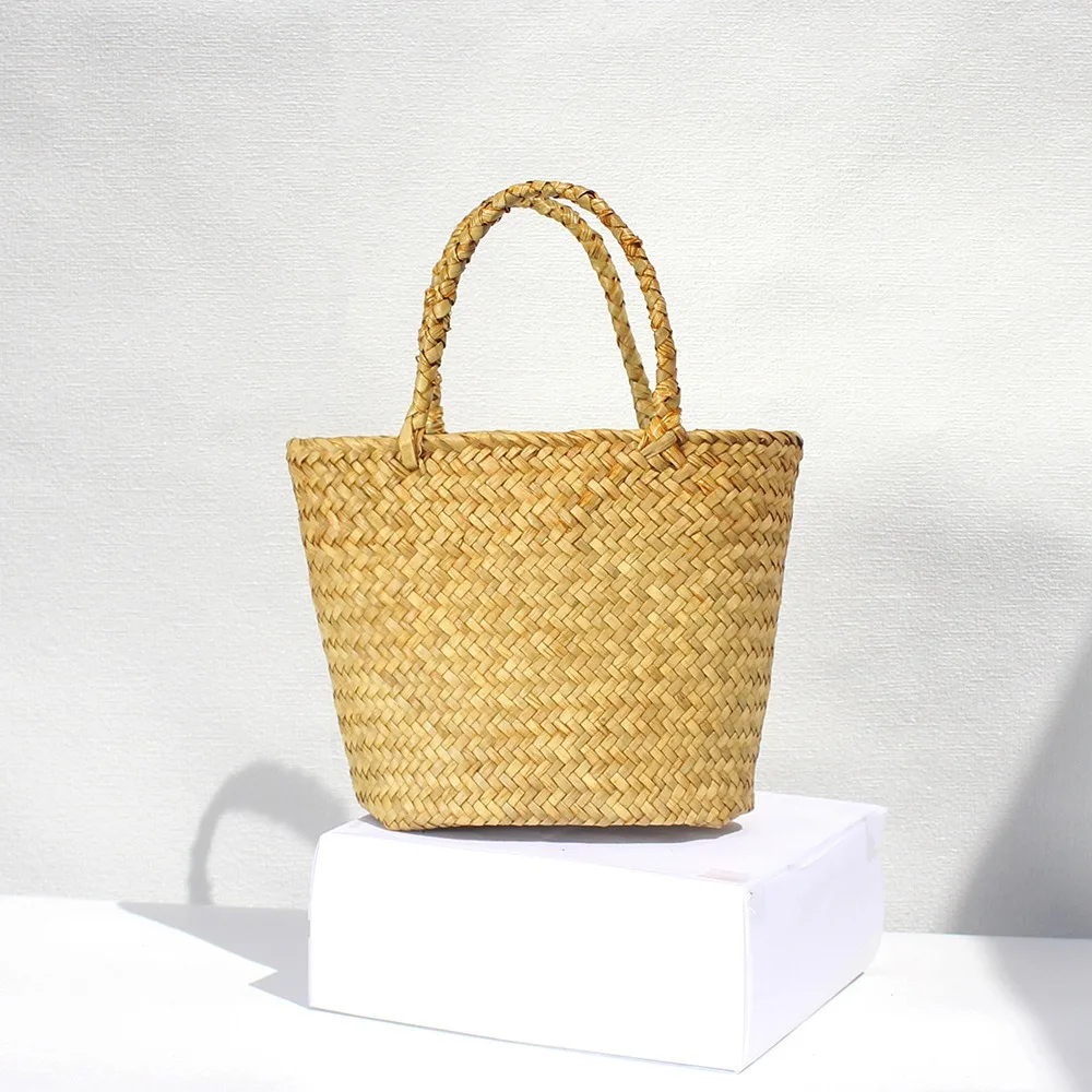 New Straw Straw Woven Bag Large Capacity Handmade Handbag Woven Countryside style Beach Bag Women
New Straw Straw Woven Bag Large Capacity Handmade Handbag Woven Countryside style Beach Bag Women